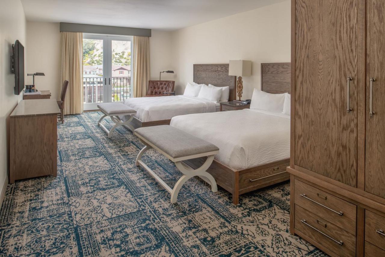Four Points By Sheraton Santa Cruz Скотс Вали Екстериор снимка